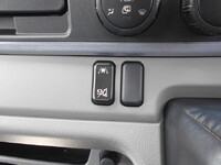 三菱ふそうキャンター平ボディ小型（2t・3t）[写真33]