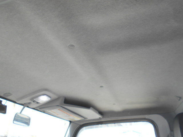 三菱ふそうキャンター平ボディ小型（2t・3t）[写真40]