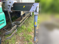 三菱ふそうファイタークレーン3段中型（4t）[写真11]