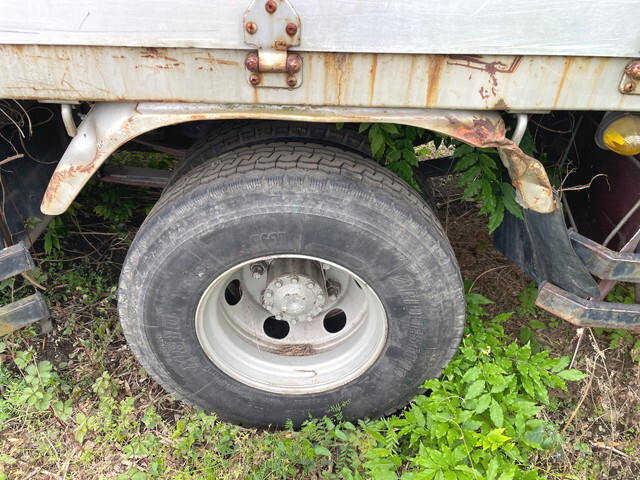 三菱ふそうファイタークレーン3段中型（4t）[写真17]