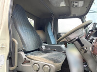 三菱ふそうファイタークレーン3段中型（4t）[写真23]