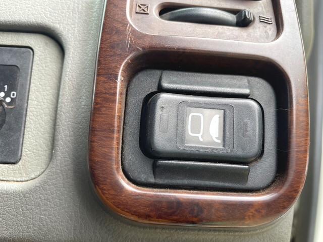 三菱ふそうファイタークレーン3段中型（4t）[写真25]