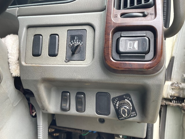 三菱ふそうファイタークレーン3段中型（4t）[写真26]