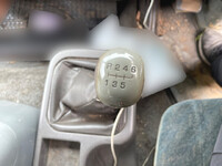 三菱ふそうファイタークレーン3段中型（4t）[写真29]