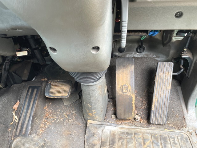 三菱ふそうファイタークレーン3段中型（4t）[写真29]