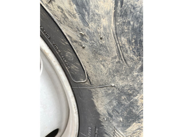 三菱ふそうファイタークレーン3段中型（4t）[写真31]