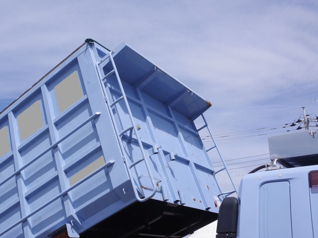 三菱ふそうファイター深ダンプ（土砂禁ダンプ）増トン（6t・8t）[写真11]