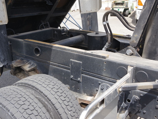 三菱ふそうファイター深ダンプ（土砂禁ダンプ）増トン（6t・8t）[写真06]