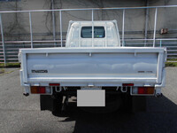 マツダボンゴ平ボディ小型（2t・3t）[写真11]