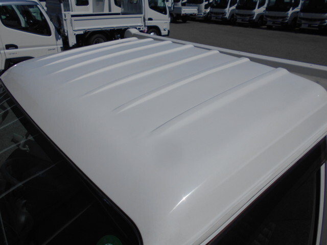 マツダボンゴ平ボディ小型（2t・3t）[写真15]