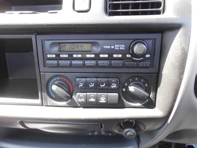 マツダボンゴ平ボディ小型（2t・3t）[写真30]