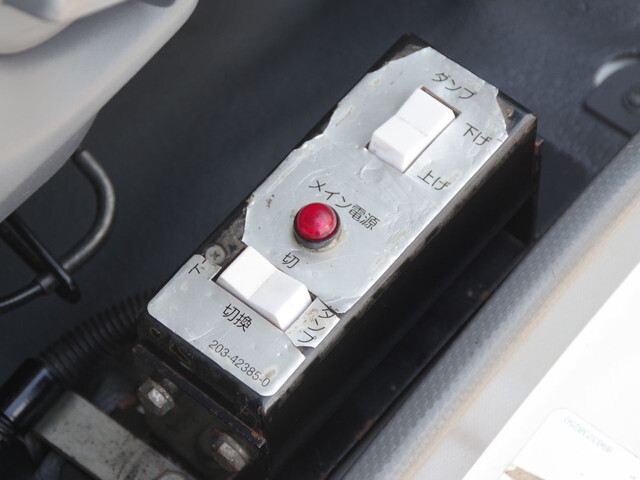 いすゞフォワードローダーダンプ中型（4t）[写真31]