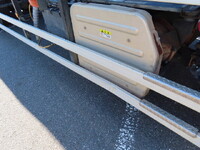 いすゞギガバルク車（粉粒体運搬車）大型（10t）[写真33]