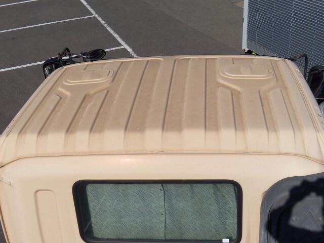 いすゞギガバルク車（粉粒体運搬車）大型（10t）[写真38]