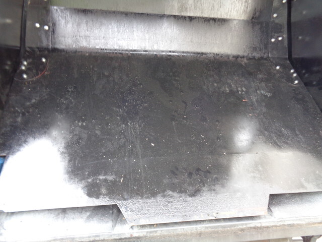 いすゞエルフパッカー車（塵芥車）小型（2t・3t）[写真17]