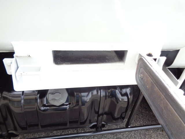 いすゞエルフパッカー車（塵芥車）小型（2t・3t）[写真19]