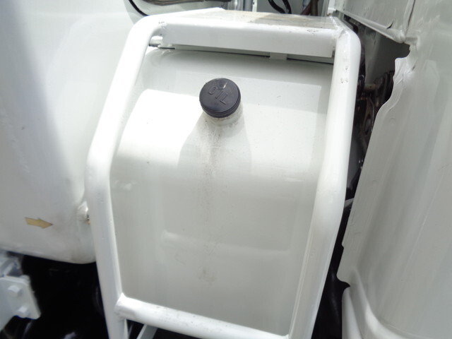 いすゞエルフパッカー車（塵芥車）小型（2t・3t）[写真20]