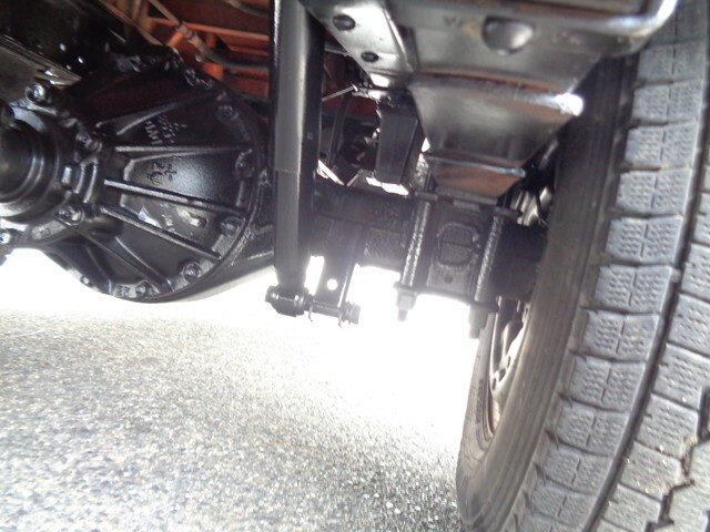 いすゞエルフパッカー車（塵芥車）小型（2t・3t）[写真28]