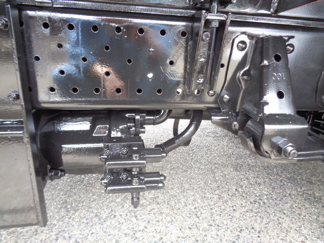 いすゞエルフパッカー車（塵芥車）小型（2t・3t）[写真05]