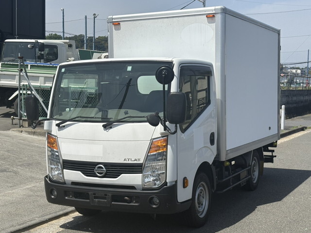 日産アトラスパネルバン小型（2t・3t）[写真03]