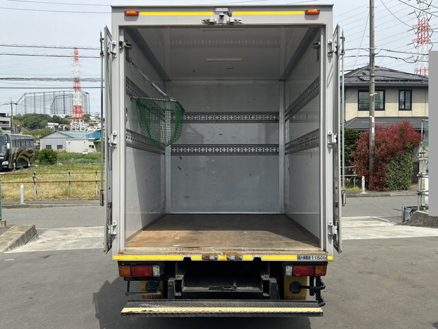 日産アトラスパネルバン小型（2t・3t）[写真08]