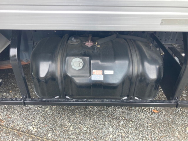 いすゞエルフパネルバン小型（2t・3t）[写真18]