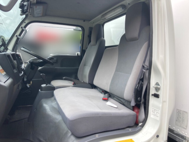 いすゞエルフパネルバン小型（2t・3t）[写真27]