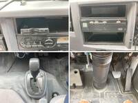 いすゞエルフパネルバン小型（2t・3t）[写真36]