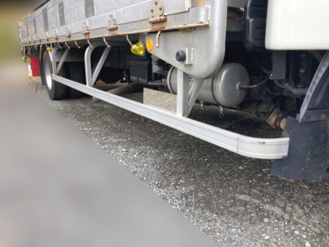 三菱ふそうファイターアルミブロック中型（4t）[写真14]