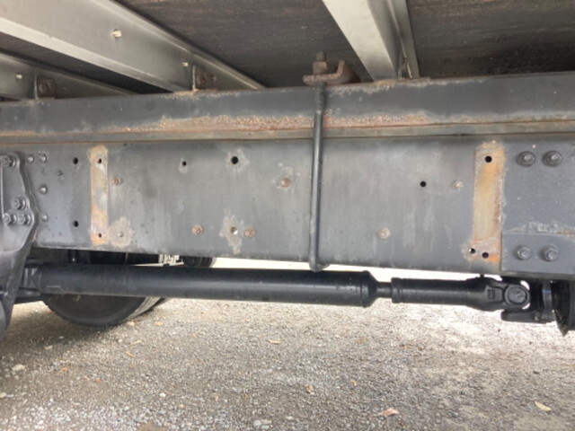 三菱ふそうファイターアルミブロック中型（4t）[写真20]