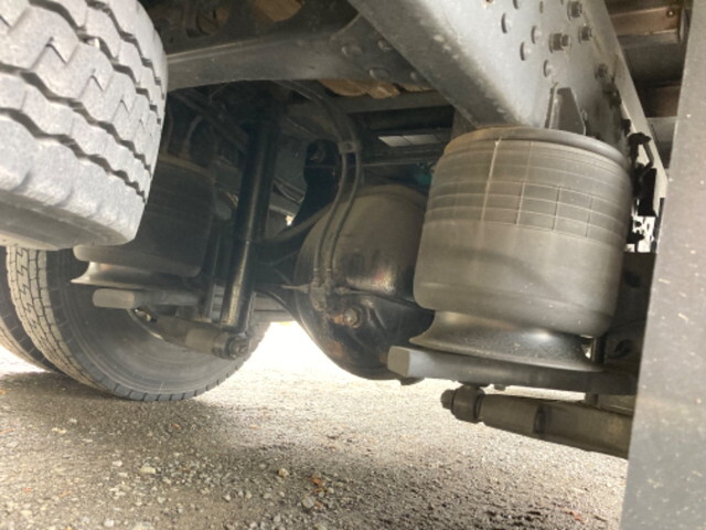 三菱ふそうファイターアルミブロック中型（4t）[写真22]