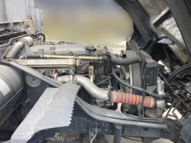 三菱ふそうファイターアルミブロック中型（4t）[写真24]