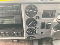 三菱ふそうファイターアルミブロック中型（4t）[写真35]