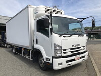 いすゞフォワード冷凍車（冷蔵車）中型（4t）[写真04]