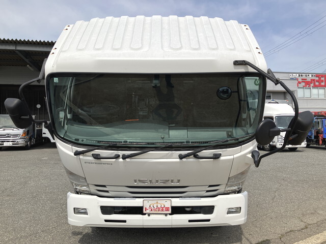 いすゞフォワード冷凍車（冷蔵車）中型（4t）[写真08]