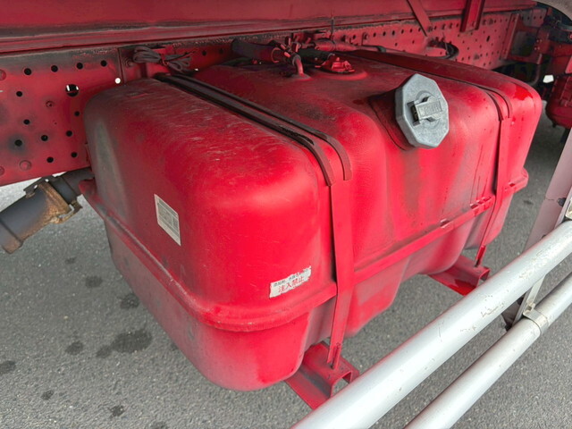 いすゞエルフ冷凍車（冷蔵車）小型（2t・3t）[写真21]