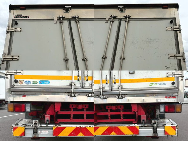 いすゞエルフ冷凍車（冷蔵車）小型（2t・3t）[写真35]