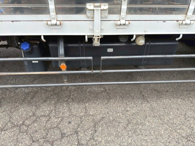 いすゞフォワード平ボディ増トン（6t・8t）[写真10]