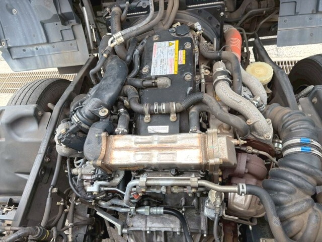 いすゞフォワード平ボディ増トン（6t・8t）[写真13]