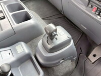 いすゞフォワード平ボディ増トン（6t・8t）[写真17]