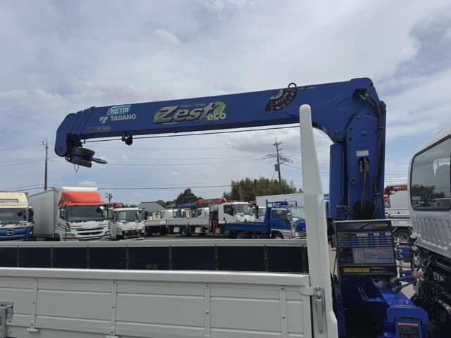 いすゞフォワードクレーン4段中型（4t）[写真12]