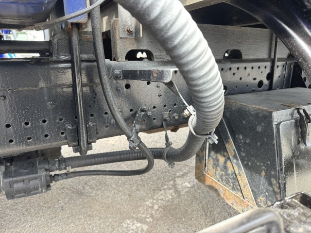 いすゞフォワードクレーン4段中型（4t）[写真22]