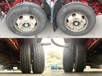 いすゞエルフ冷凍車（冷蔵車）小型（2t・3t）[写真13]