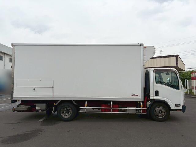 いすゞエルフ冷凍車（冷蔵車）小型（2t・3t）[写真08]