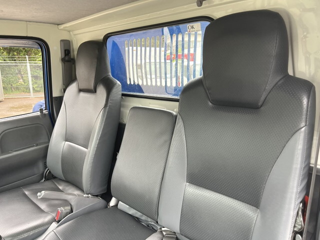 いすゞエルフダンプ小型（2t・3t）[写真31]