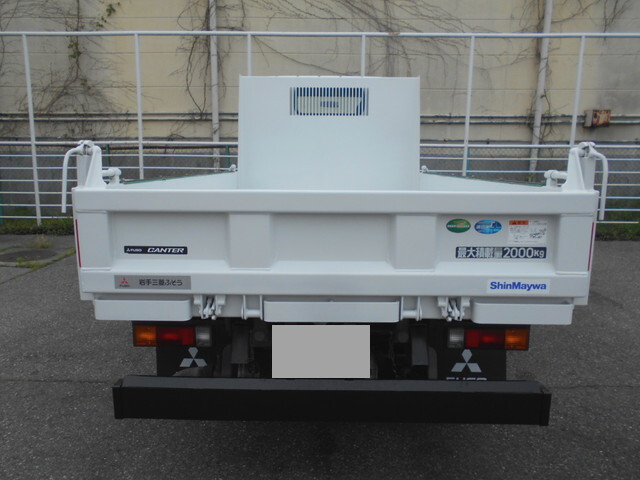 三菱ふそうキャンターダンプ小型（2t・3t）[写真11]