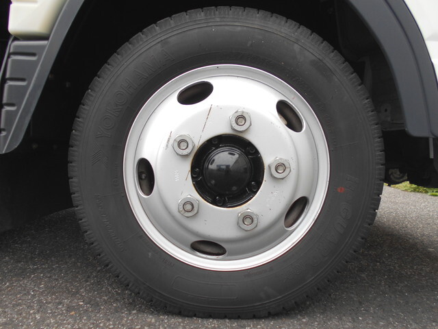 三菱ふそうキャンターダンプ小型（2t・3t）[写真24]