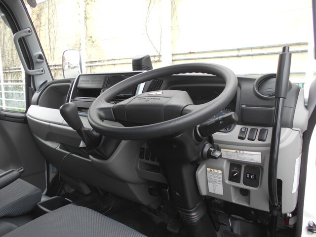 三菱ふそうキャンターダンプ小型（2t・3t）[写真26]