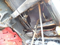 UDトラックスクオンダンプ大型（10t）[写真23]