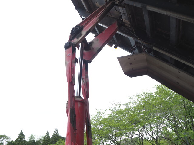 UDトラックスクオンダンプ大型（10t）[写真24]